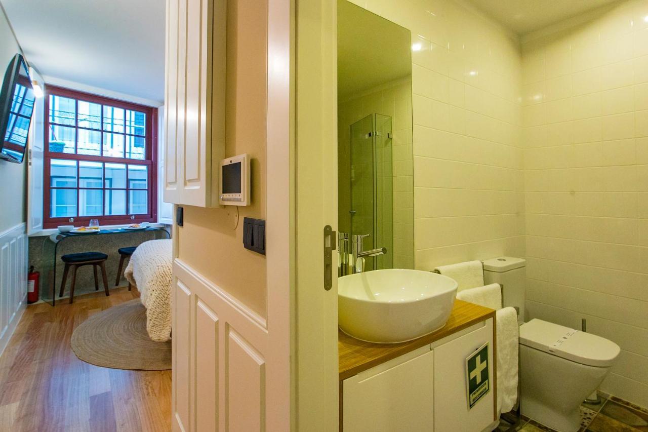 Charming Studio In Historic Downtown Порту Экстерьер фото