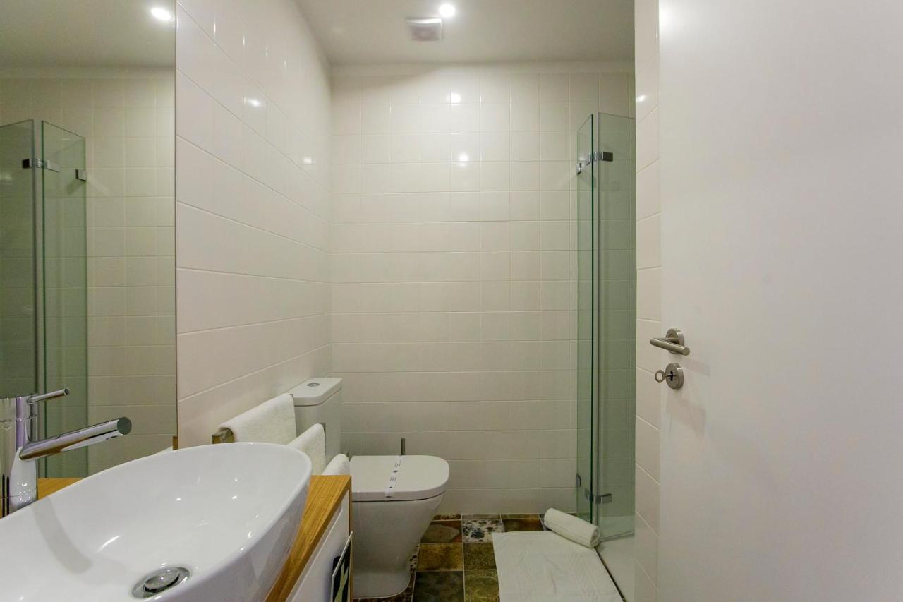 Charming Studio In Historic Downtown Порту Экстерьер фото